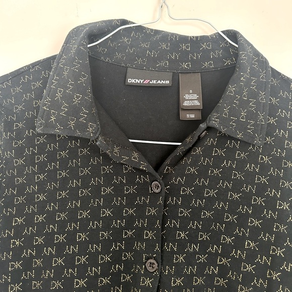 DK NY Logo Collared Long Sleeve Shirt - Picture 5 of 8